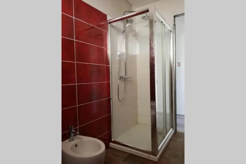Margin Rouge Apartments Su Forti 意大利