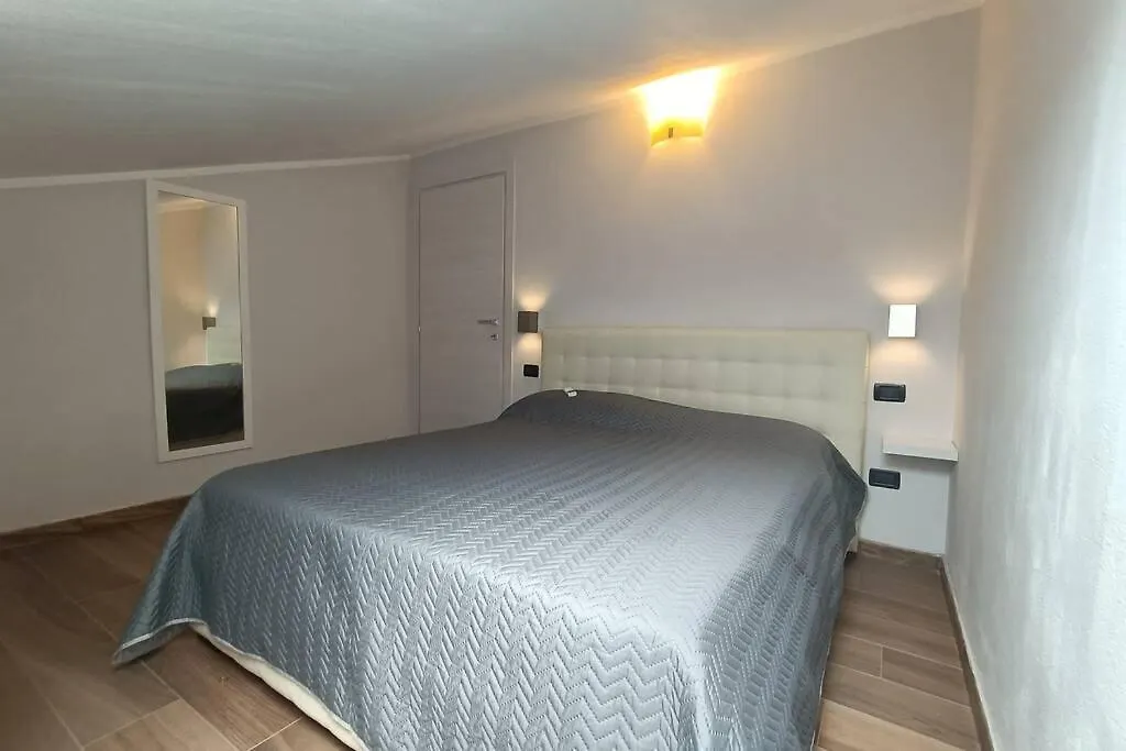 Margin Rouge Apartments Su Forti