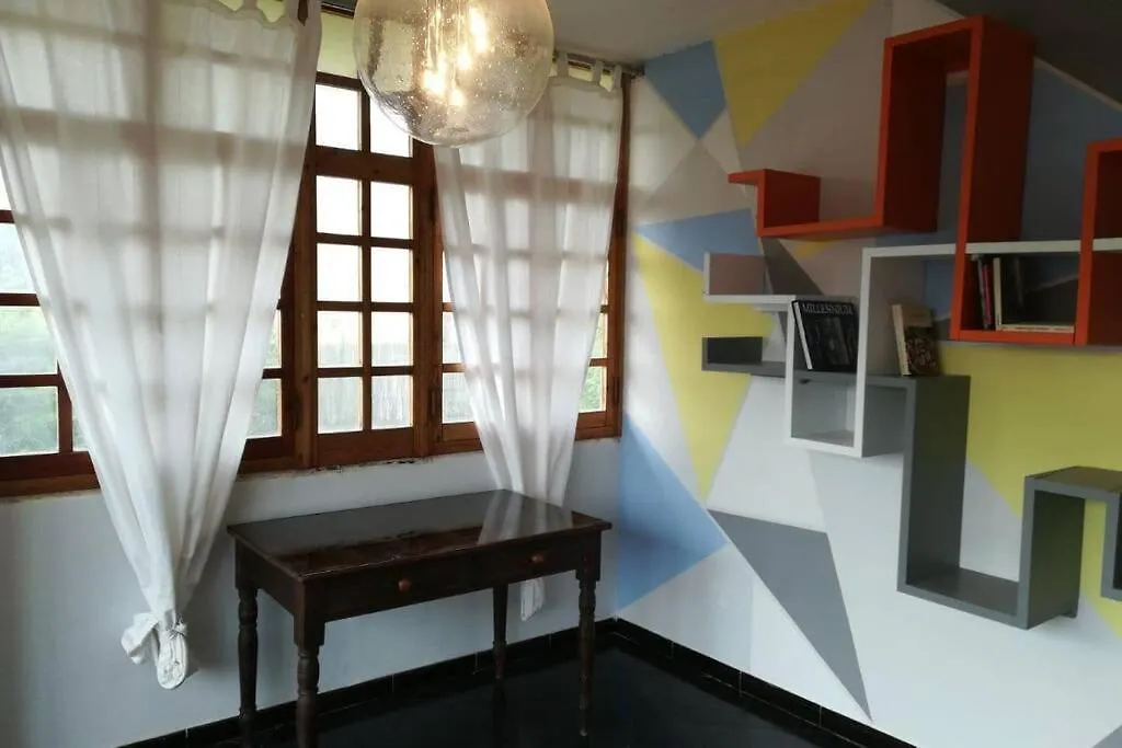 Margin Rouge Apartments Su Forti