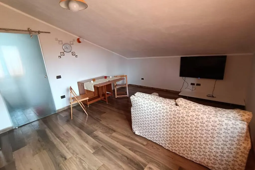 Margin Rouge Apartments Su Forti
